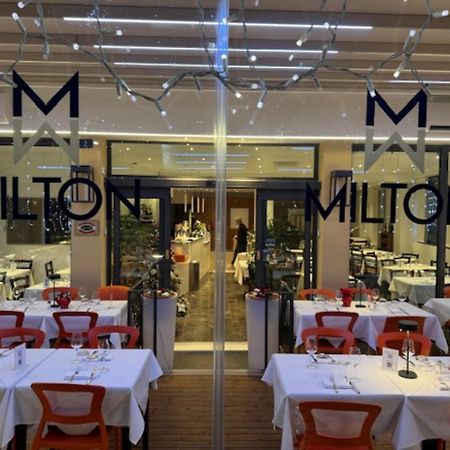 Hotel Ristorante Milton Varazze Esterno foto