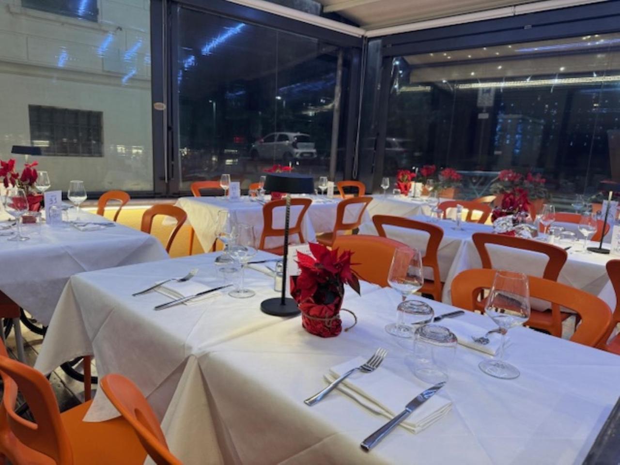 Hotel Ristorante Milton Varazze Esterno foto
