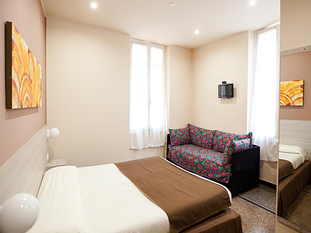 Hotel Ristorante Milton Varazze Esterno foto