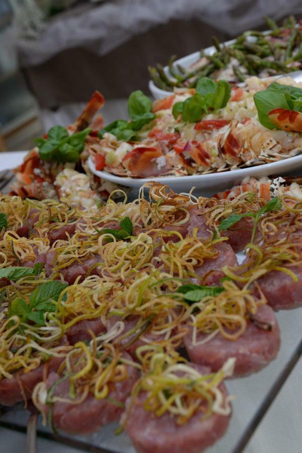 Hotel Ristorante Milton Varazze Esterno foto